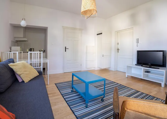 Daire Viu Fiszera - *